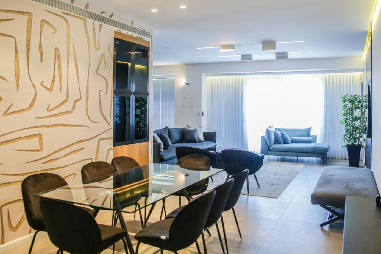 Appartamento Yalarent Midtown Towers Tlv Tel Aviv Esterno foto