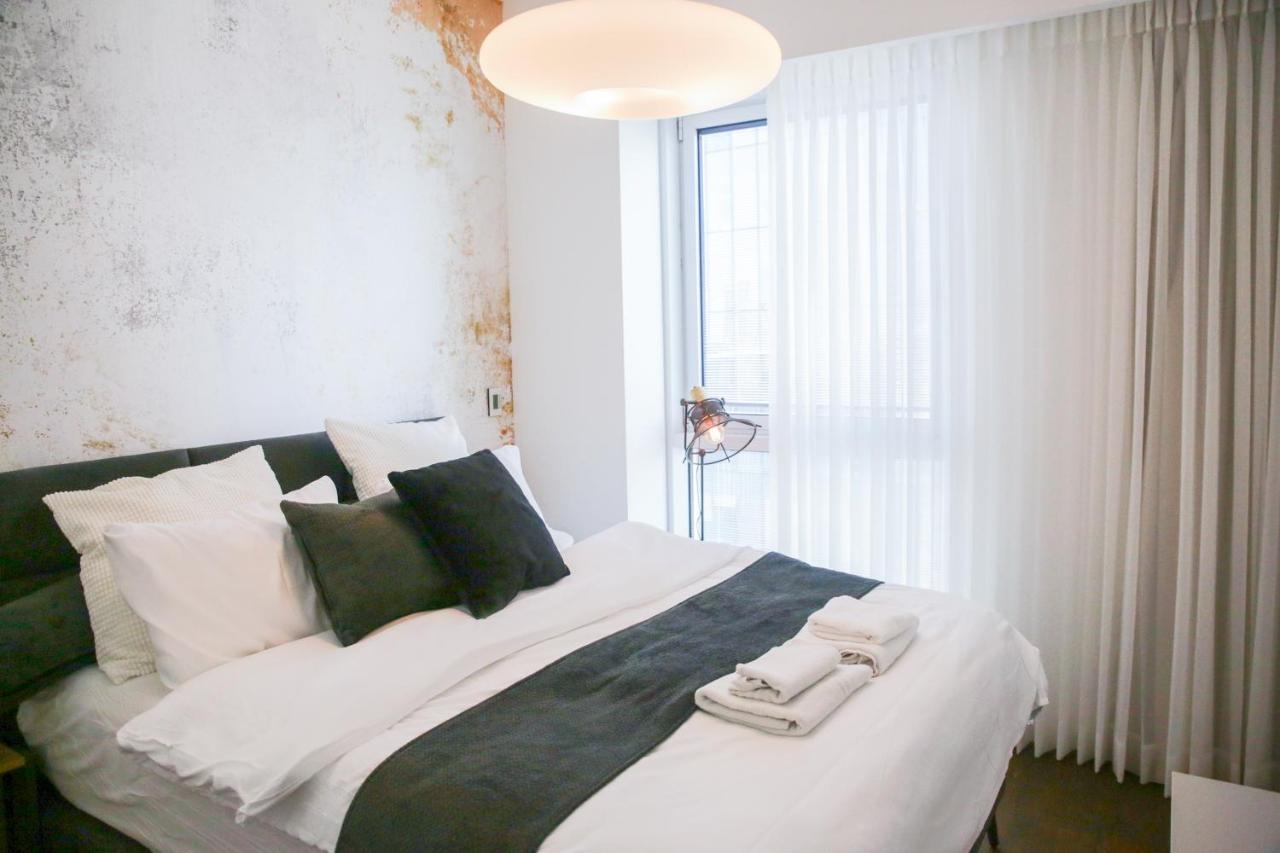 Appartamento Yalarent Midtown Towers Tlv Tel Aviv Esterno foto